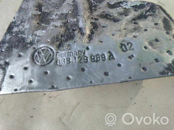 Volkswagen Golf V Osłona termiczna komory silnika 038129969A