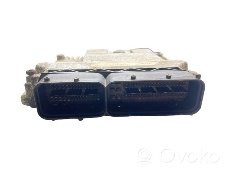 Saab 9-3 Ver2 Calculateur moteur ECU 55354770