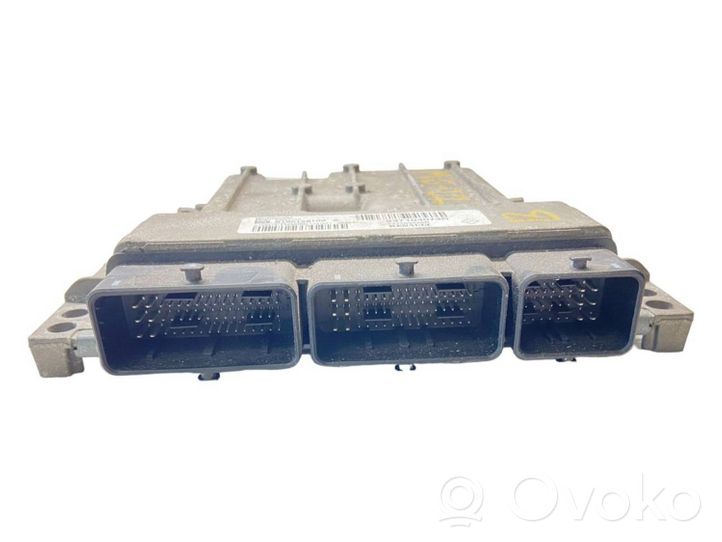 Renault Megane III Calculateur moteur ECU S180158109A