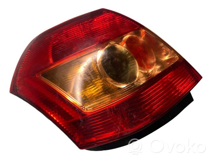 Toyota Corolla E120 E130 Lampa tylna 8155002300