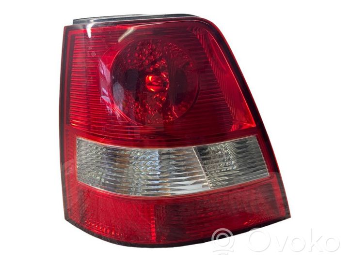 KIA Sorento Lampa tylna E138362