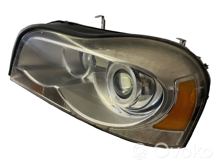 Volvo XC90 Lampa przednia 31217047