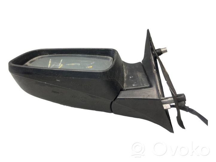 Opel Zafira B Front door electric wing mirror E1010850