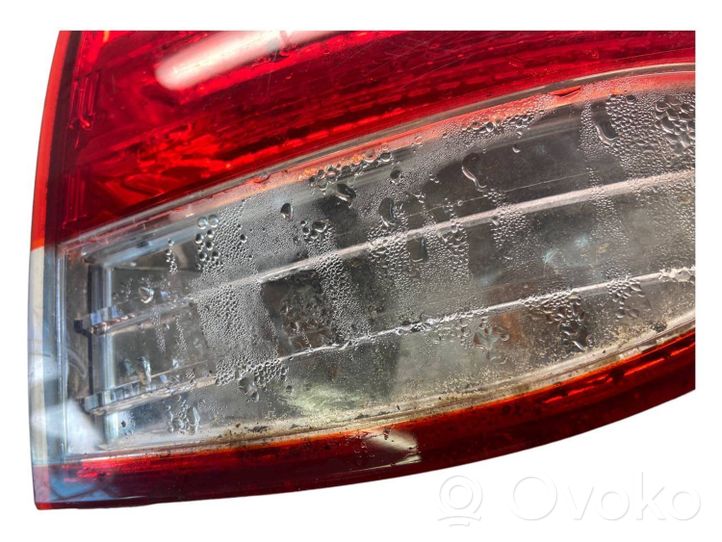 Hyundai i40 Rear/tail lights 924023Z000