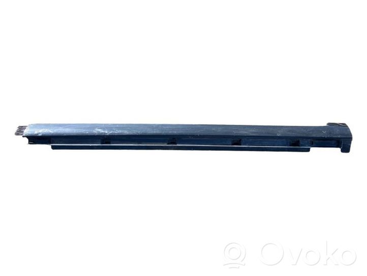 Volkswagen PASSAT B7 Side skirt front trim SP65842