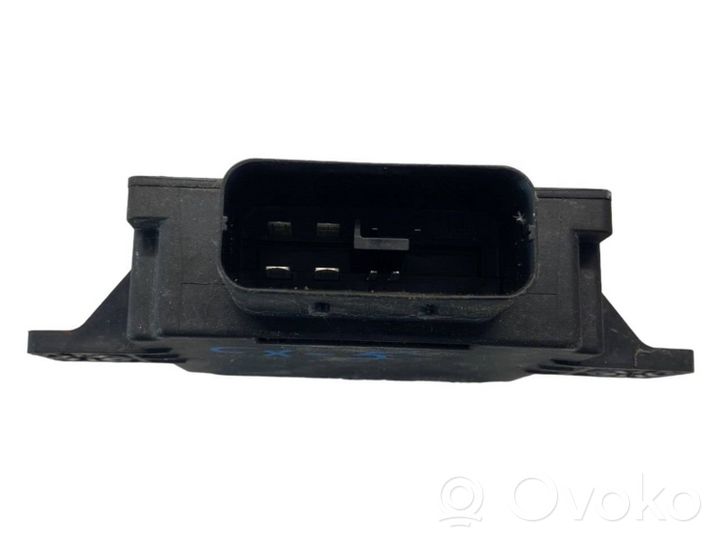 Mazda CX-5 Module convertisseur de tension PE0318572