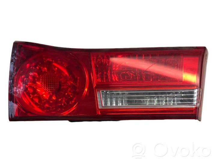 Honda Accord Lampy tylnej klapy bagażnika P8129