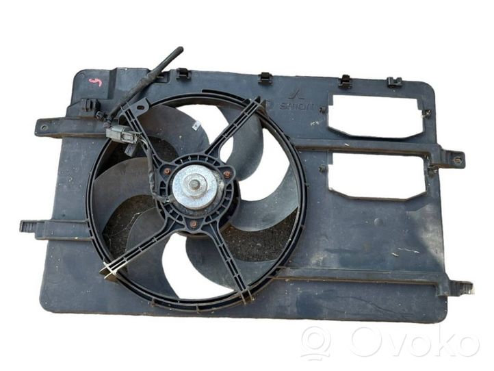 Mitsubishi Colt Ventilatore di raffreddamento elettrico del radiatore 1350A067