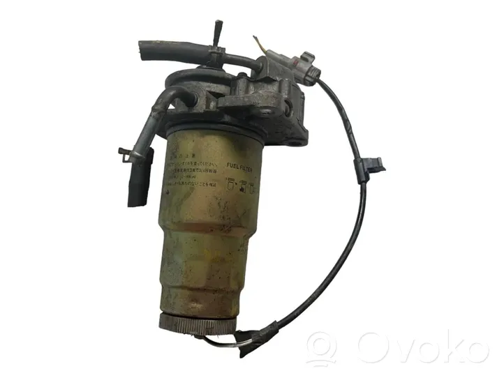 Toyota Corolla Verso E121 Boîtier de filtre à carburant 2339064450