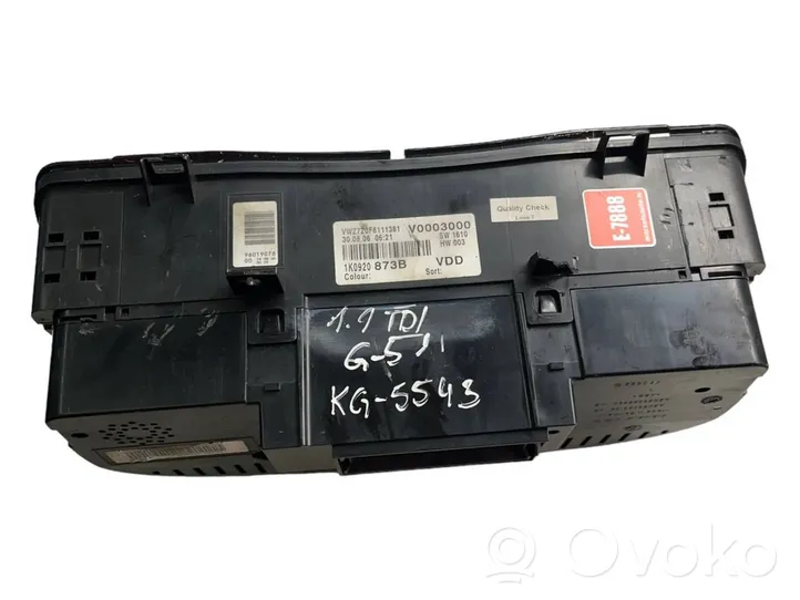 Volkswagen Golf V Tachimetro (quadro strumenti) 1K0920873B