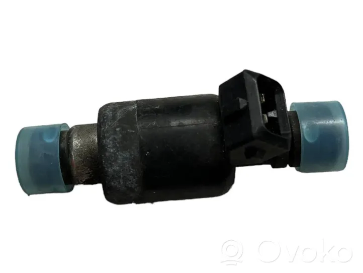 Mercedes-Benz S W140 Fuel injector 17095004