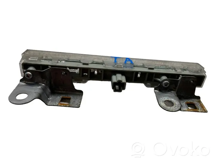 Toyota Auris 150 Luce d’arresto centrale/supplementare 52-146