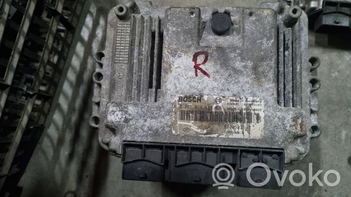 Renault Master II Kit centralina motore ECU e serratura 0281011486