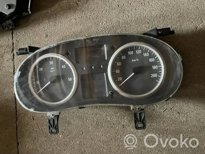 Opel Vivaro Tachimetro (quadro strumenti) P8200459068D