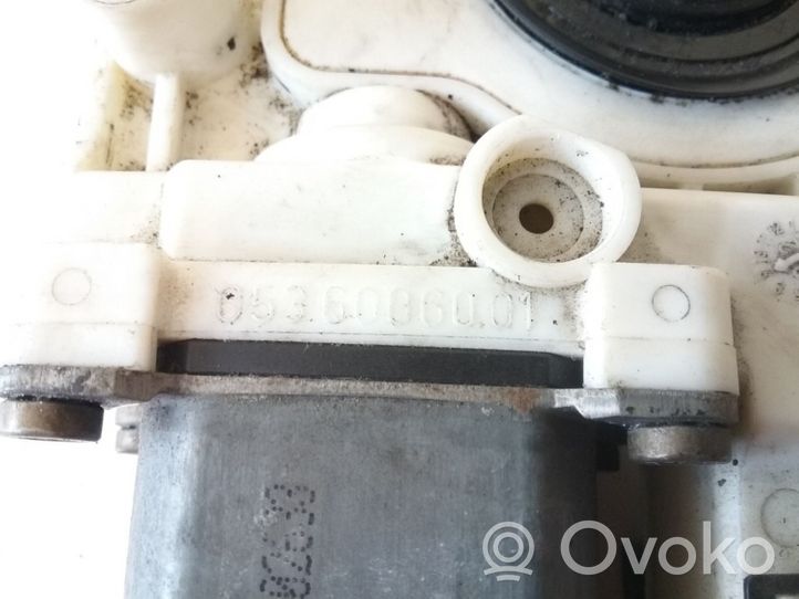 Volkswagen Golf IV Moteur de lève-vitre de porte arrière 101388102