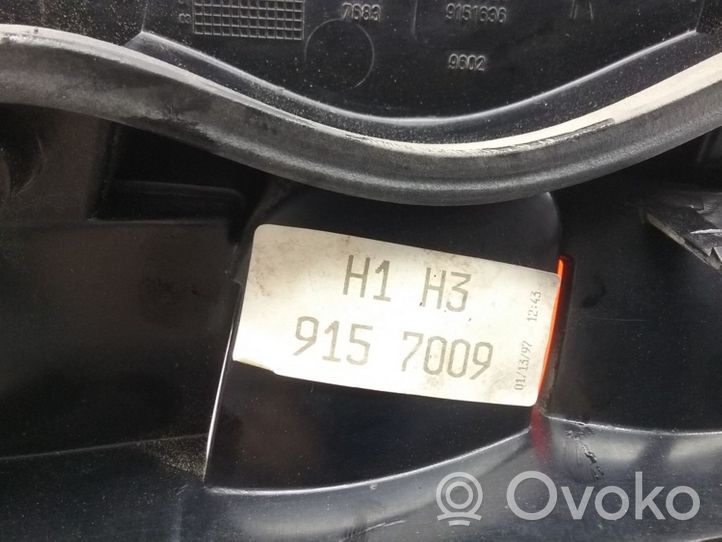 Volvo S70  V70  V70 XC Rückleuchte Heckleuchte innen 9157009