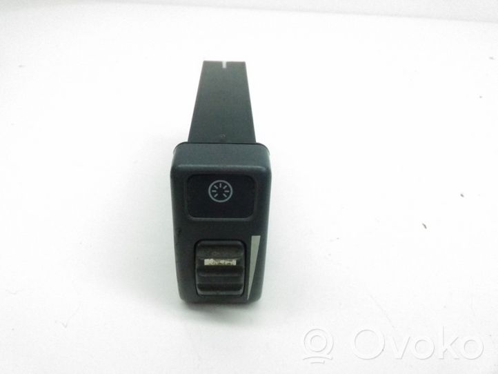 Volvo S70  V70  V70 XC Interruttore di regolazione dell’illuminazione del quadro 684986