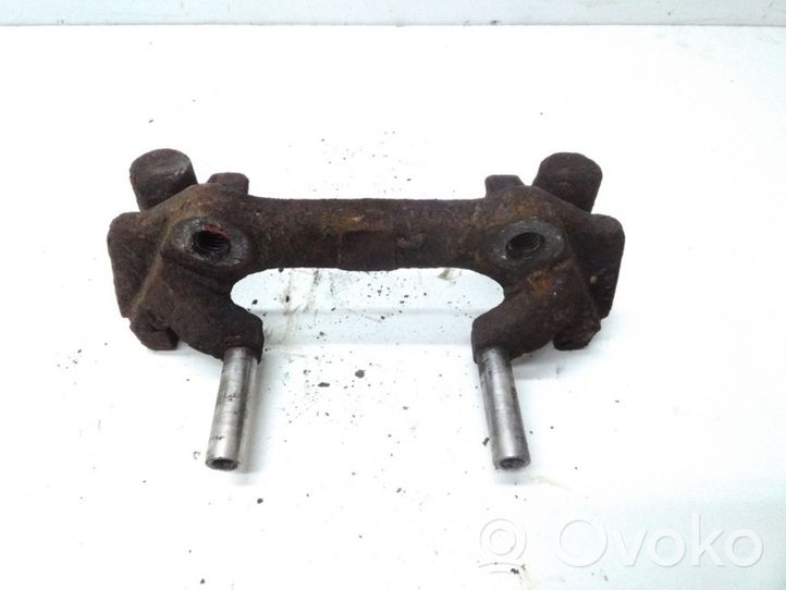 Volvo S70  V70  V70 XC Plaquette / support d'étrier avant 