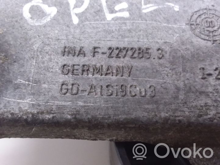 Opel Signum Łapa / Mocowanie silnika INAF2272853