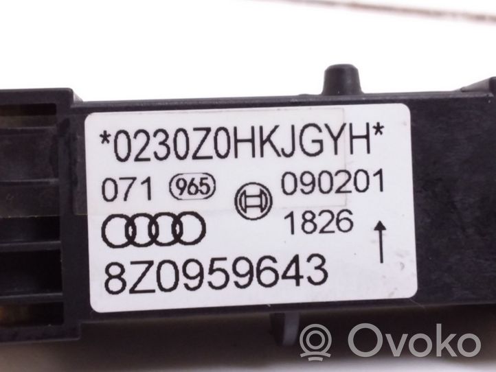 Audi A2 Sensore d’urto/d'impatto apertura airbag 8Z0959643