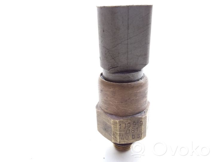 Volkswagen Golf IV Oil pressure sensor 1J0919081