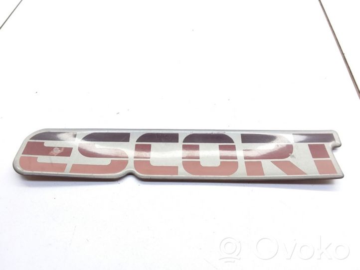 Ford Escort Sonstige Embleme / Schriftzüge 