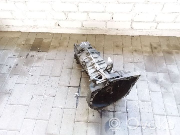 Renault Espace I Manual 5 speed gearbox 