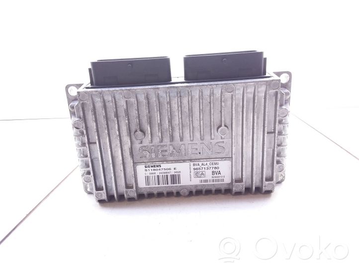 Citroen C8 Module de contrôle de boîte de vitesses ECU 9657137780