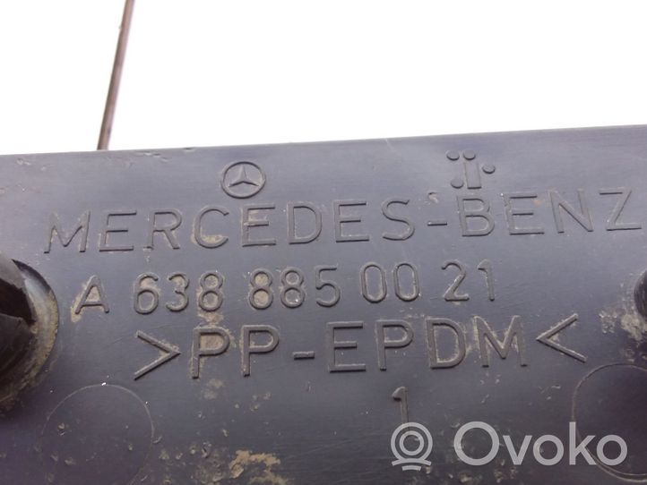 Mercedes-Benz Vito Viano W638 Support de montage de pare-chocs avant A6388850021