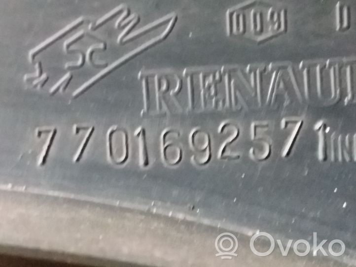 Opel Movano A Listwa / Nakładka na błotnik przedni 7701692571