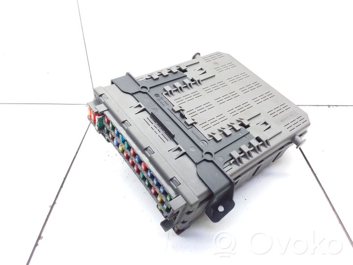 Peugeot 607 Module de fusibles 9645585580