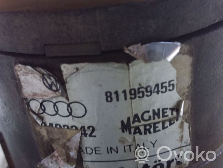 Audi 100 200 5000 C3 Jäähdyttimen jäähdytinpuhallin 811959455
