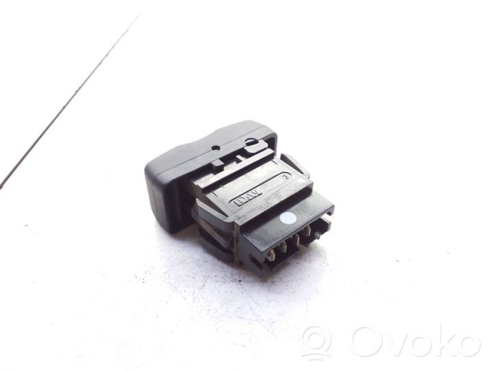 Renault Logan I Windscreen/window heater switch 399387