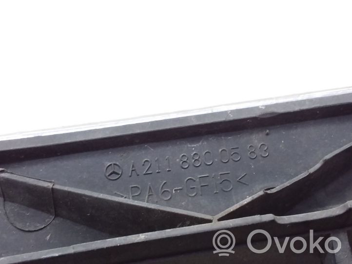 Mercedes-Benz E W211 Maskownica / Grill / Atrapa górna chłodnicy A2118800583