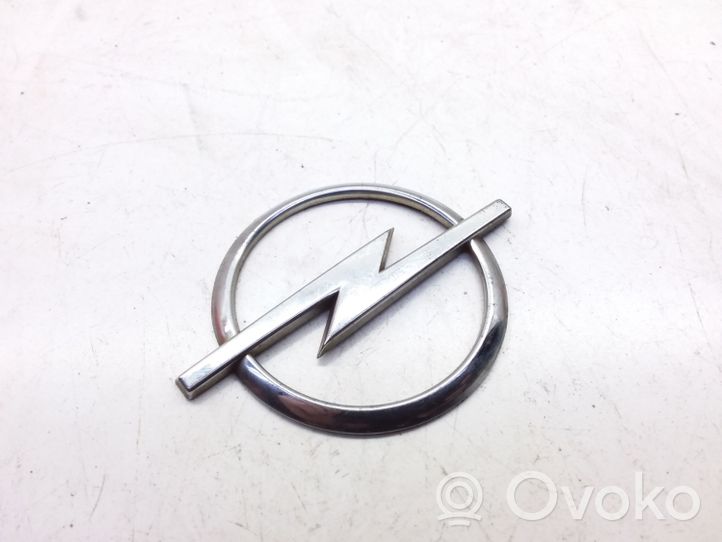 Opel Zafira A Logo, emblème de fabricant 90580961