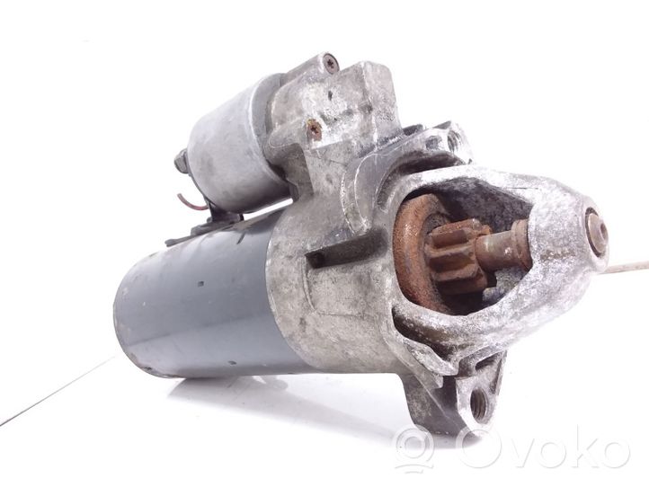Volkswagen PASSAT B5 Starter motor 068911024