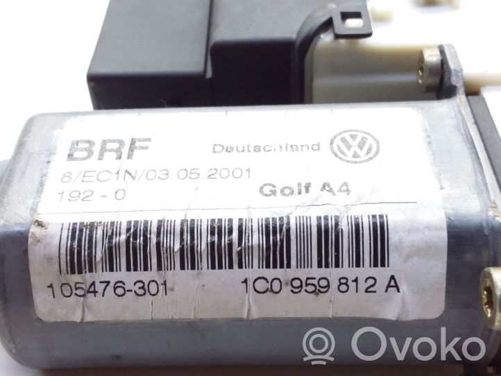 Volkswagen Bora Moteur de lève-vitre de porte arrière 1C0959812A