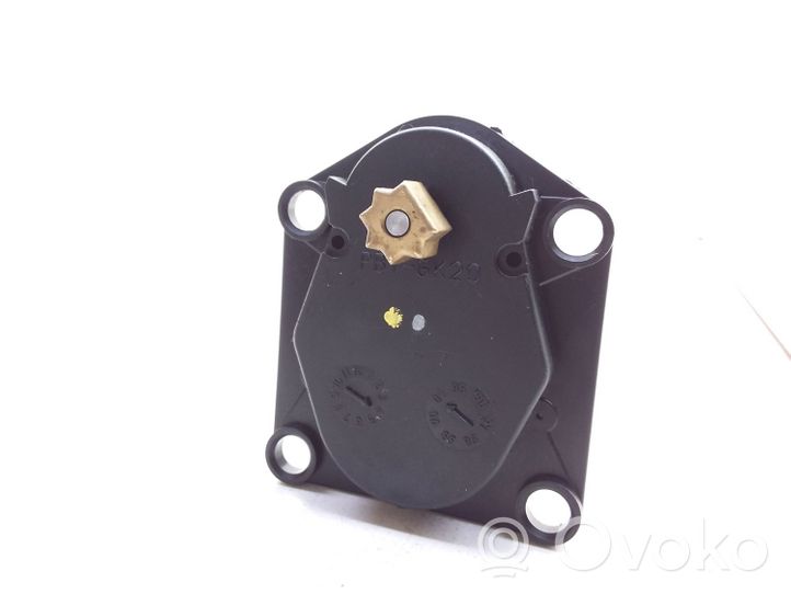 Opel Vectra B Intake manifold valve actuator/motor 657102J