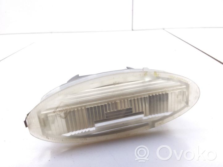 Opel Corsa B Lampa oświetlenia tylnej tablicy rejestracyjnej 90519268