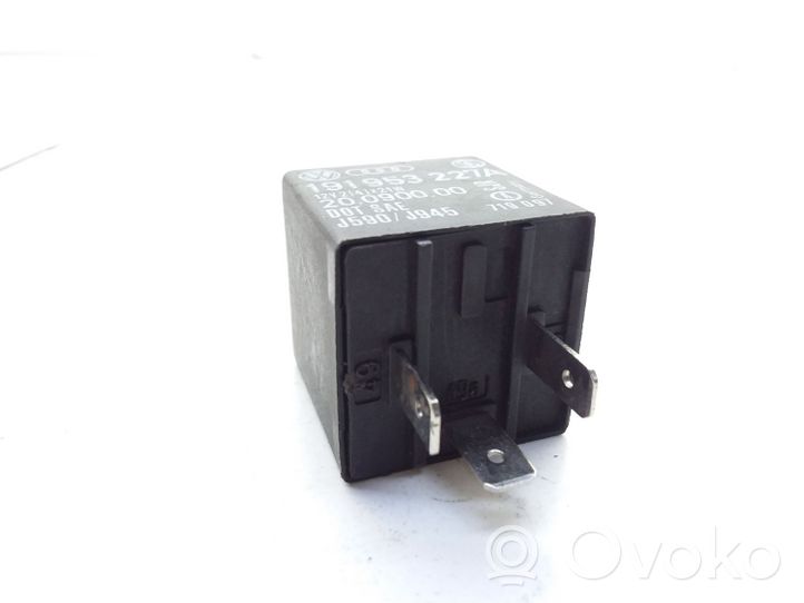 Volkswagen PASSAT B3 Hazard warning light relay 191953227A