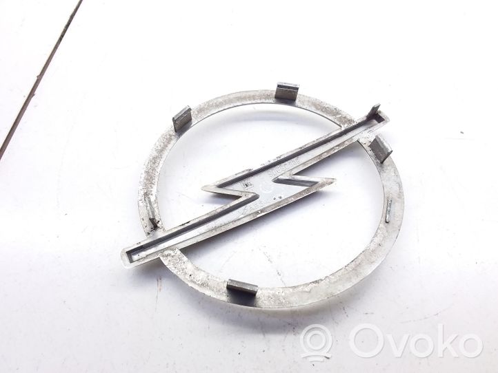 Opel Zafira A Logo, emblème, badge 90580689