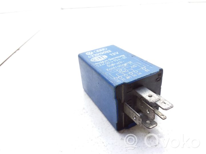 Audi 100 200 5000 C3 Relè lampeggiatore d'emergenza 433919082