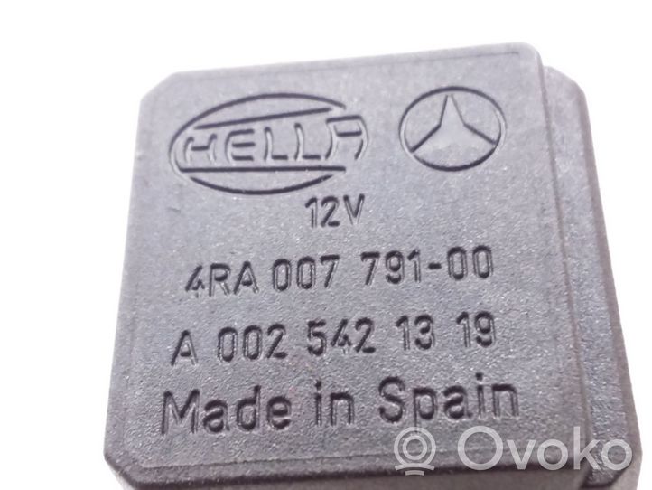 Mercedes-Benz A W168 Sterownik świateł awaryjnych A0025421319