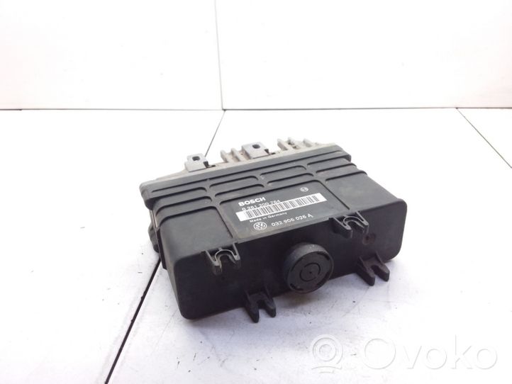 Volkswagen Golf III Sterownik / Moduł ECU 032906026A