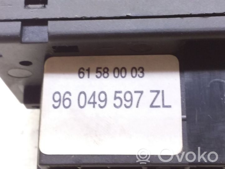 Citroen ZX Commutateur de vitesse d'essuie-glace 96049597ZL
