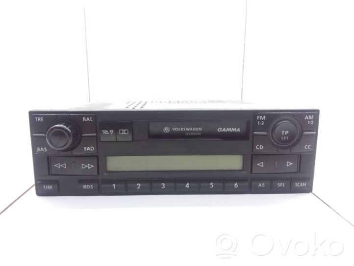 Volkswagen PASSAT B5 Radio/CD/DVD/GPS-pääyksikkö 1J0035186D