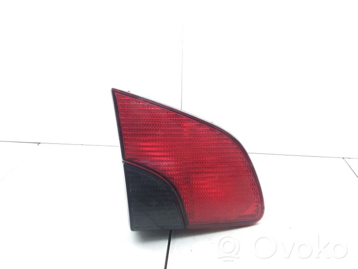 Peugeot 406 Luci posteriori del portellone del bagagliaio 45504