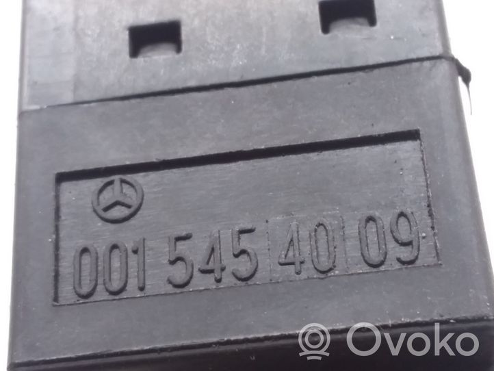 Mercedes-Benz E W211 Interruttore del pedale del freno 0015454009