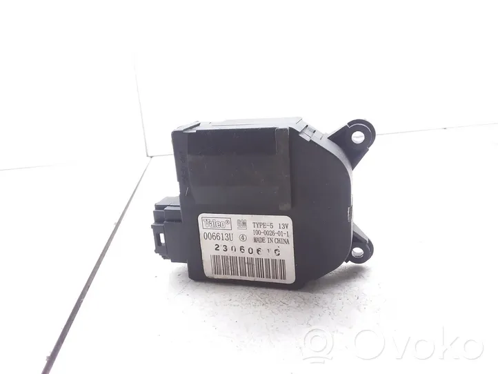 Opel Vectra C Intake manifold valve actuator/motor 006613U