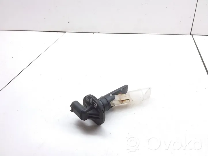 BMW 5 E39 Capteur de niveau de liquide lave-glace 61318360459